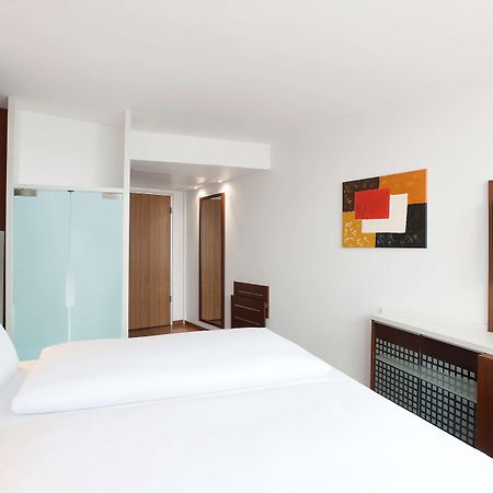 Nh Frankfurt Niederrad Hotel Frankfurt am Main Exterior photo