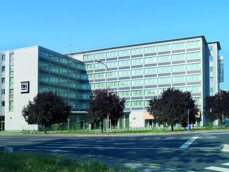 Nh Frankfurt Niederrad Hotel Frankfurt am Main Exterior photo